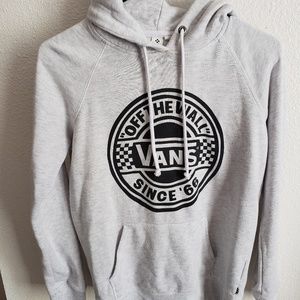 Grey hoddie